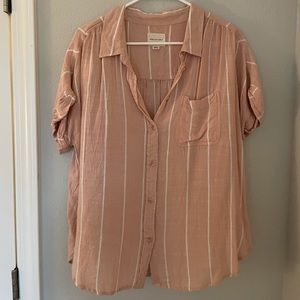 American Eagle Button Down